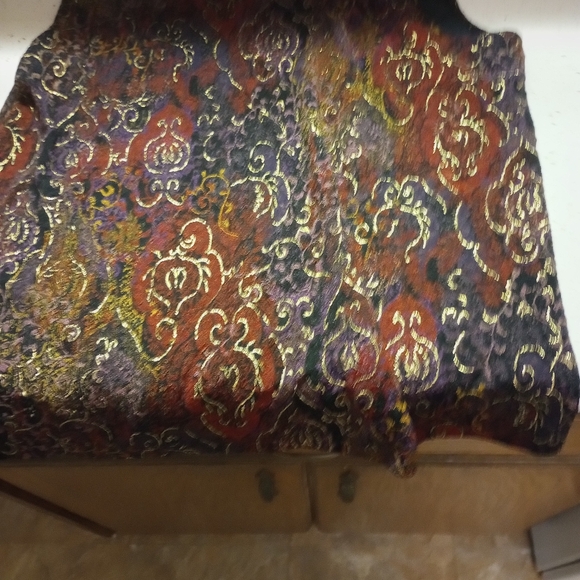 Ladies top - Picture 4 of 4